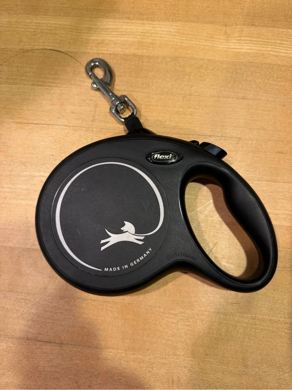 Flexi Black Retractable Dog Leash